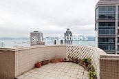 Kingsfield Tower 景辉大厦 | Private Terrace off Living and Dining Room