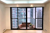 Ronsdale Garden 龍華花園 | Balcony off Living Room