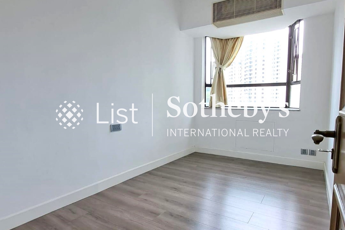 Ronsdale Garden 龙华花园 | Second Bedroom