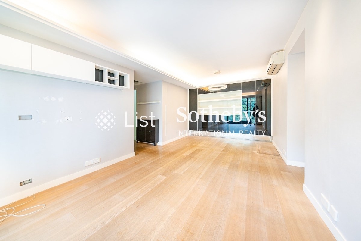 Ronsdale Garden 龍華花園 | Living and Dining Room