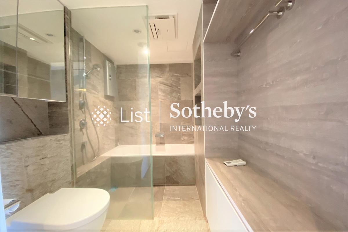 Ronsdale Garden 龍華花園 | Master Bathroom