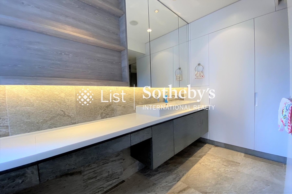 Ronsdale Garden 龍華花園 | Master Bathroom