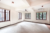 1 U Lam Terrace 裕林臺 1 號 | Living and Dining Room