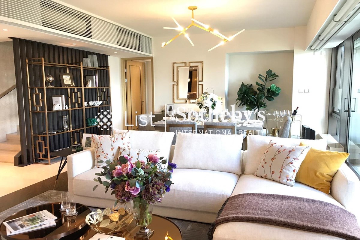 3 Macdonnell Road 麥當勞道3號 | Living and Dining Room