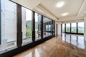 No. 11 Ching Sau Lane 靜修里11號 | Living and Dining Room