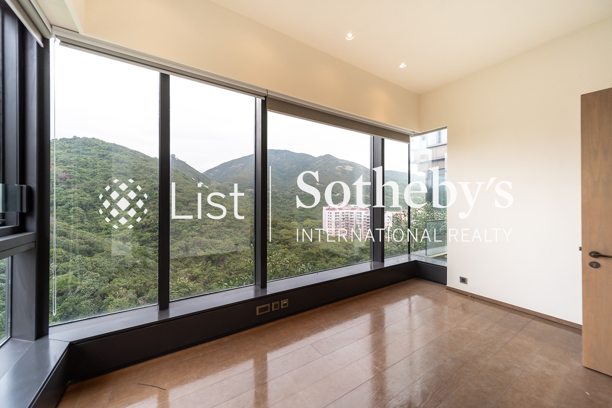 No. 11 Ching Sau Lane 静修里11号 | Second Bedroom