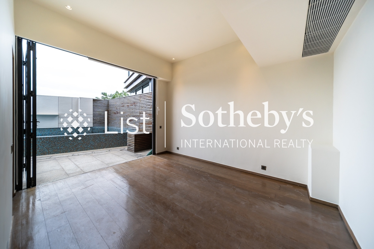 No. 11 Ching Sau Lane 静修里11号 | Master Bedroom