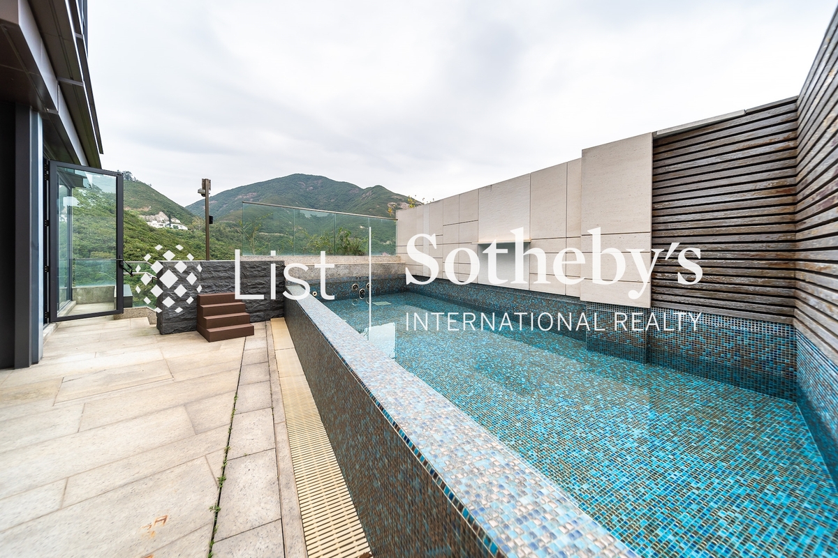 No. 11 Ching Sau Lane 静修里11号 | Private Swimming Pool