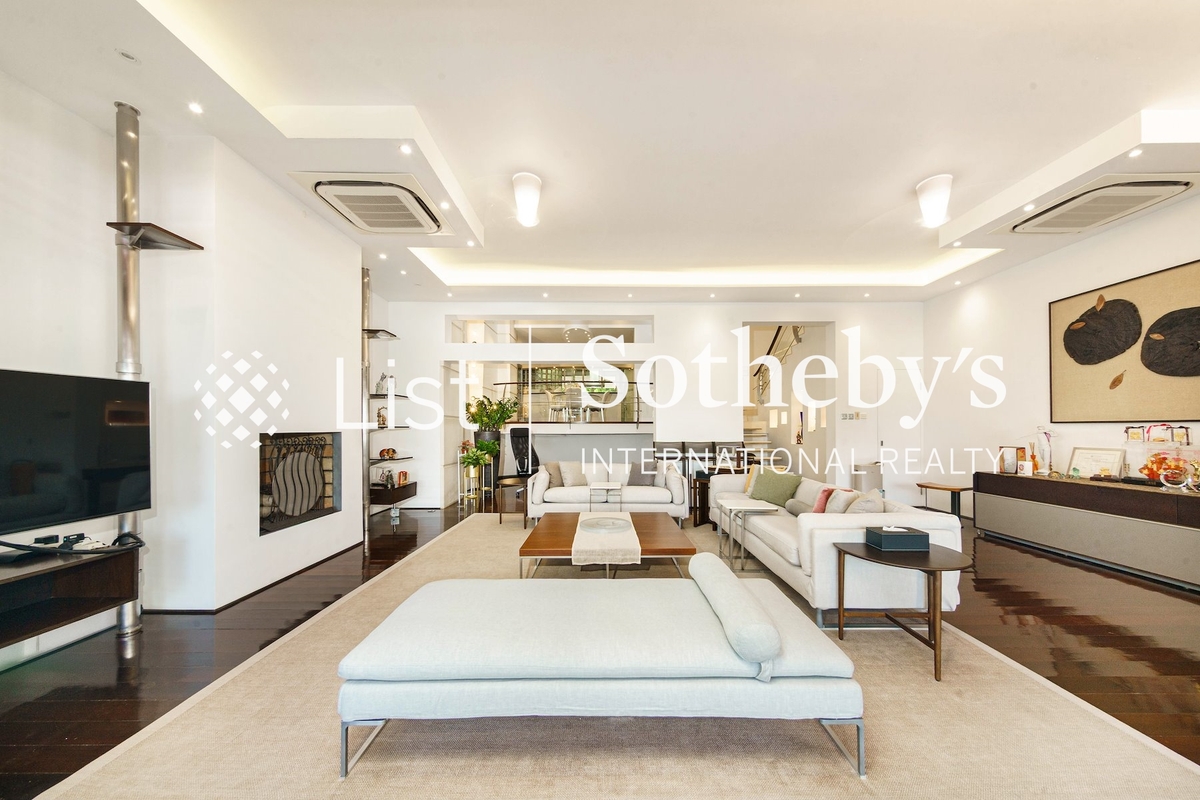 Turtle Cove 龜背灣 | Living Room