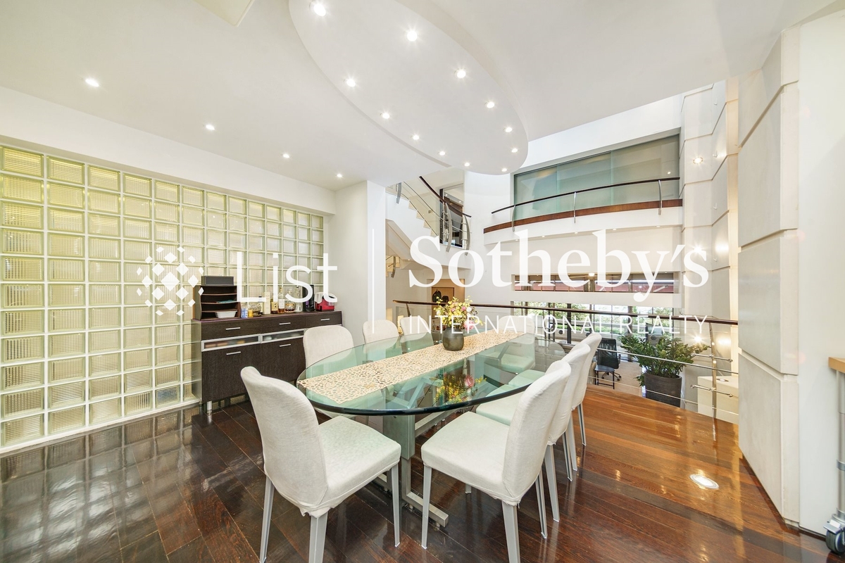 Turtle Cove 龜背灣 | Dining Room