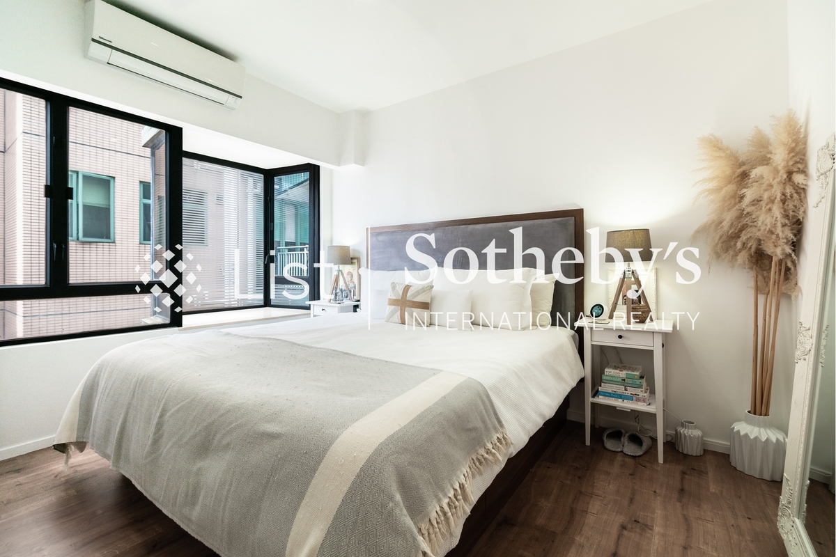 Kam Ning Mansion 金寧大廈 | Master Bedroom
