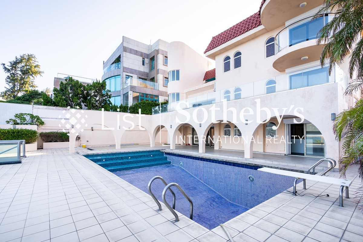 Tung Tau Wan Road 東頭灣道 | Private Terrace off Living and Dining Room