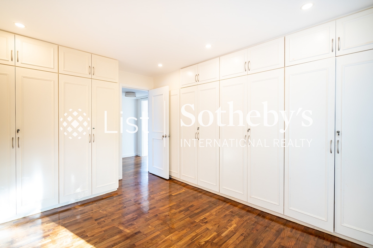 Tung Tau Wan Road 東頭灣道 | Built-in Wardrobe in Third Bedroom 