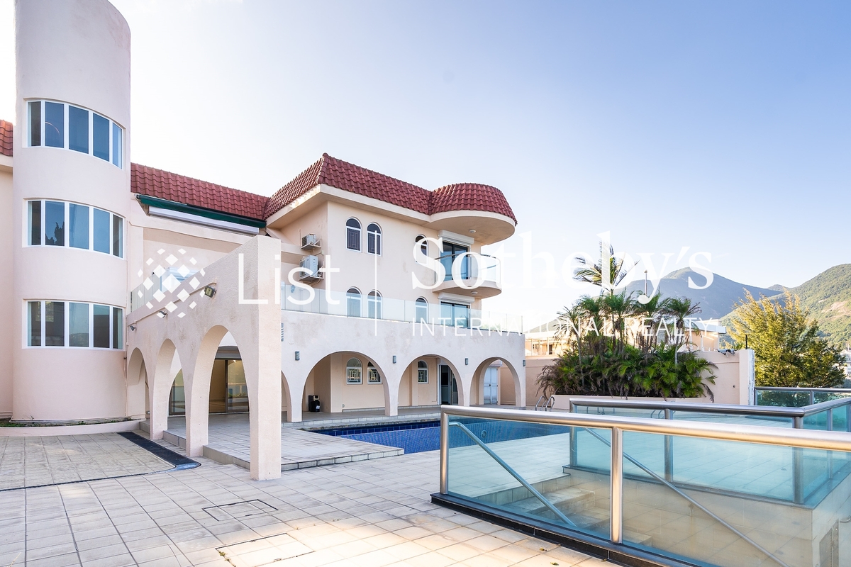 Tung Tau Wan Road 東頭灣道 | Private Terrace off Living and Dining Room