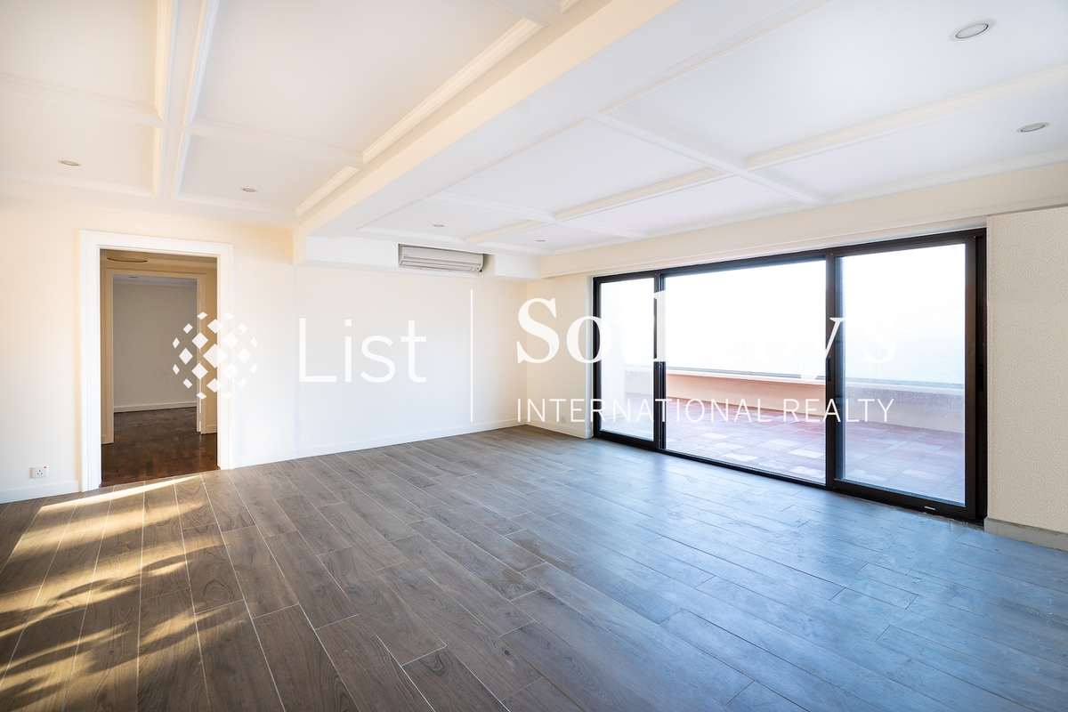 Tung Tau Wan Road 東頭灣道 | First Family Room