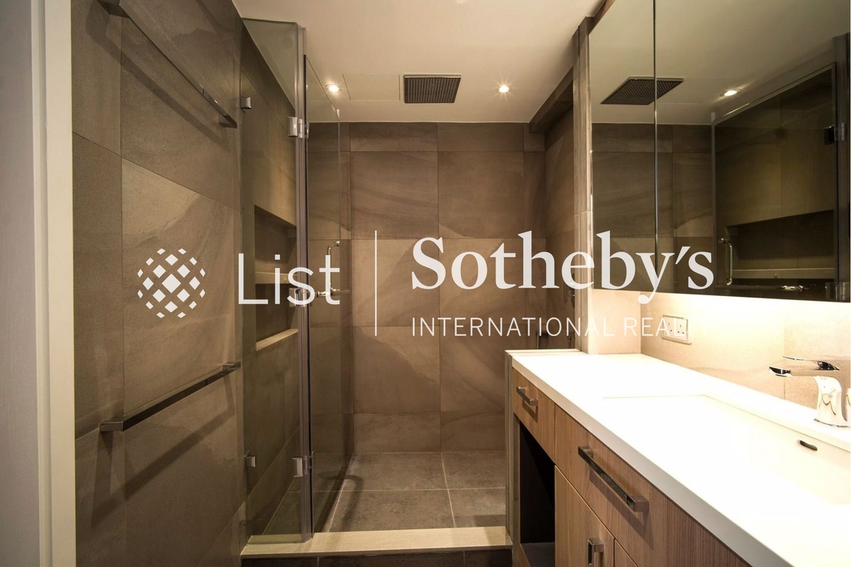 Rhine Court 禮賢閣 | Master Bathroom