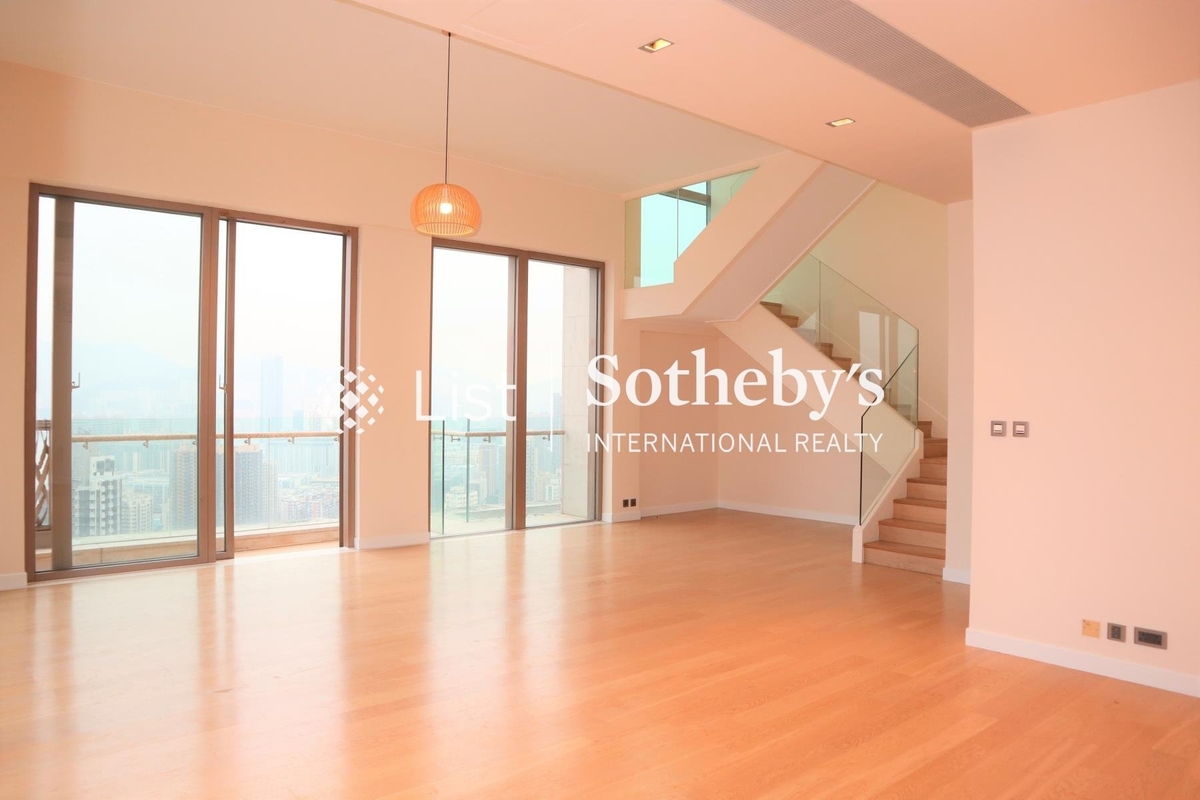 Celestial Heights Phase 1 半山壹號第一期 | Living and Dining Room