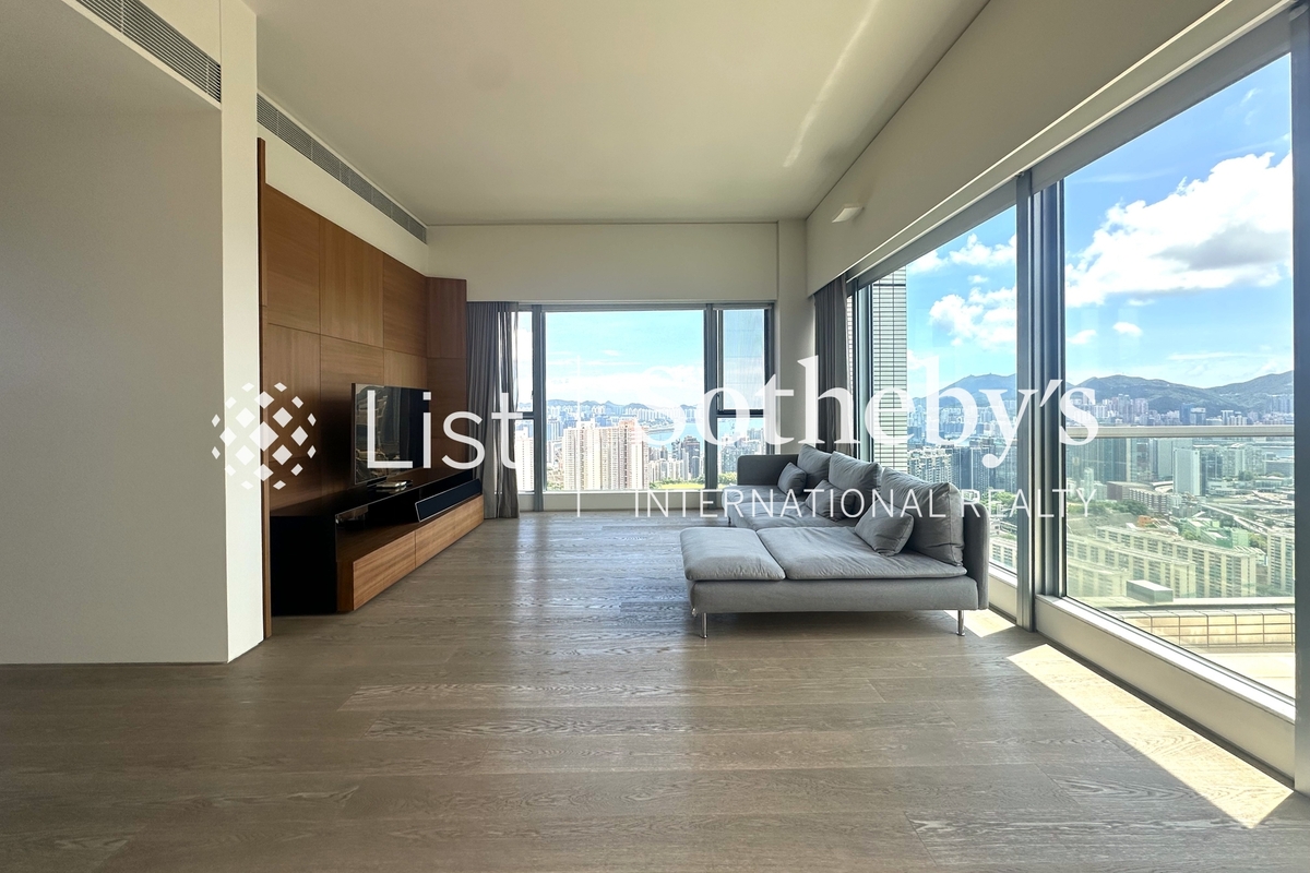 No. 15 Ho Man Tin Hill 灏畋峰 | Master Bedroom