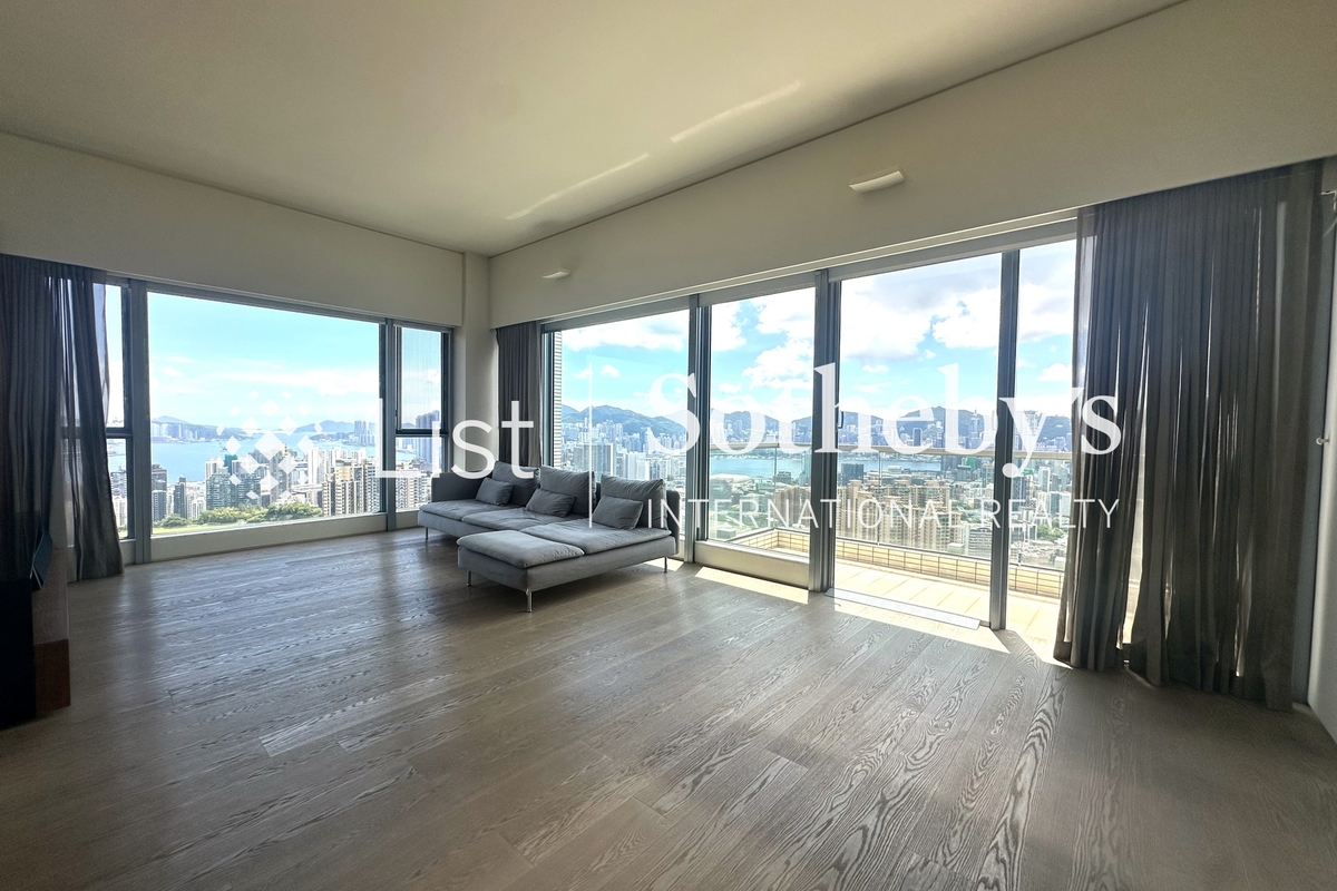 No. 15 Ho Man Tin Hill 灏畋峰 | Master Bedroom