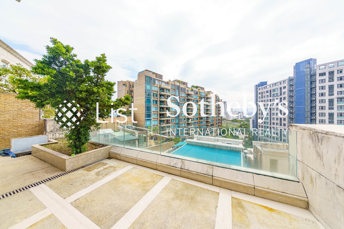 Mount Beacon 畢架山峰 | Private Terrace off Living Room