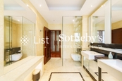 Mount Beacon 畢架山峰 | Master Bathroom