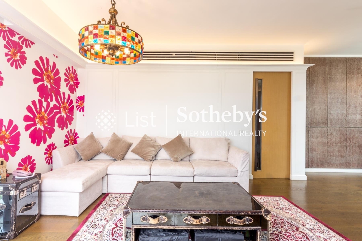 Dunbar Place Dunbar Place | Living Room