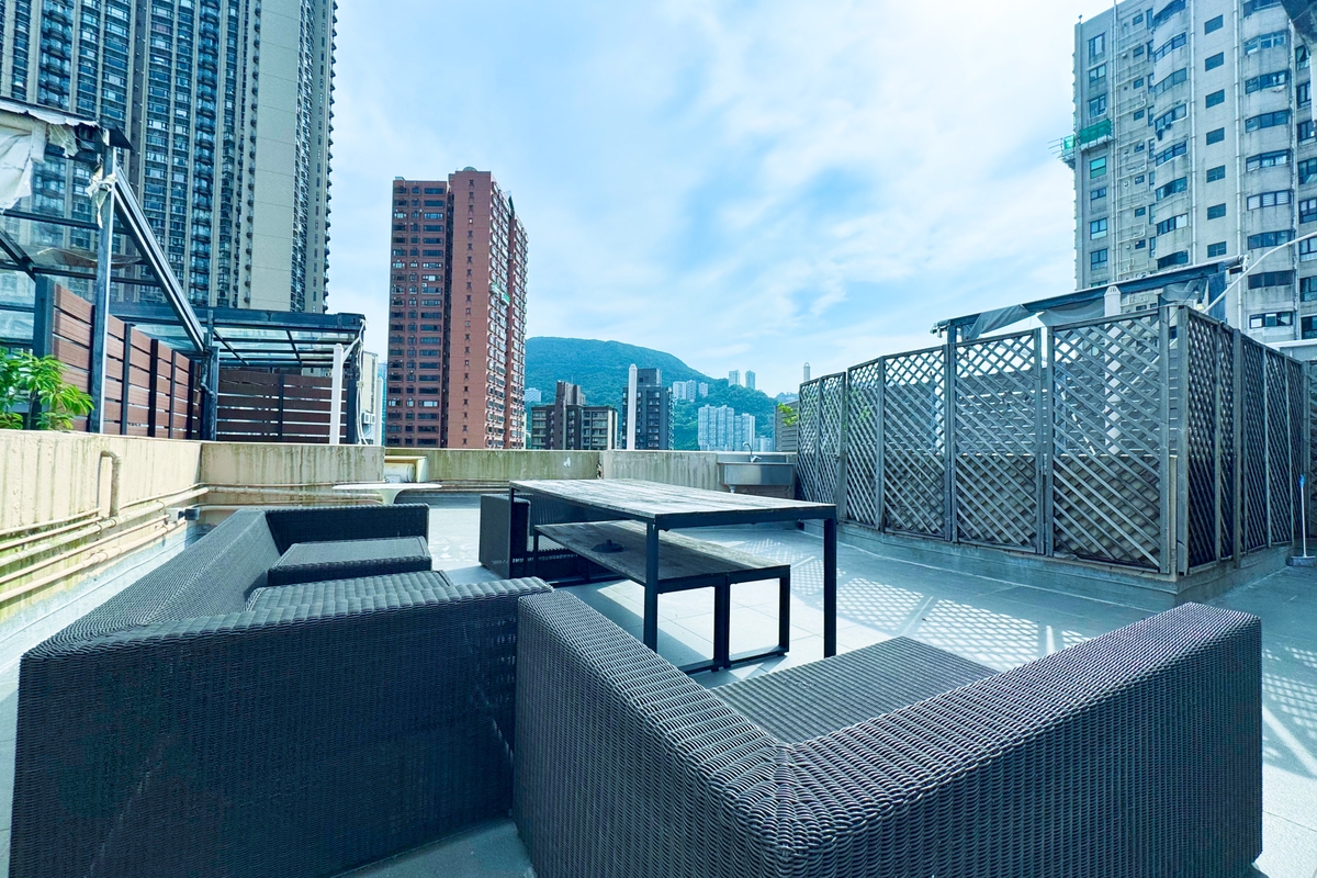 Full View Court 富威閣 | Private Roof Terrace