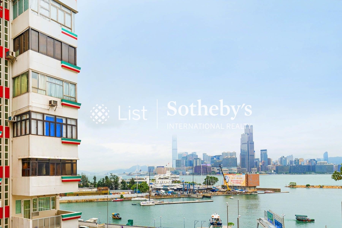 Prospect Mansion 海灣大廈 | View from Living and Dining Room