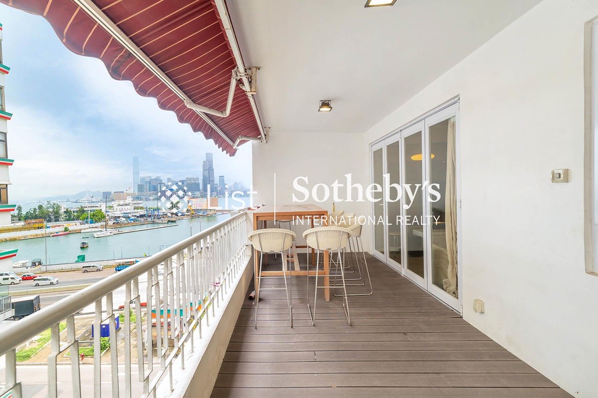 Prospect Mansion 海灣大廈 | Balcony off Living and Dining Room