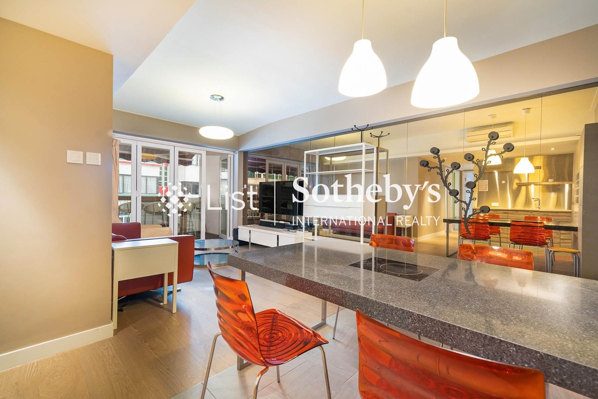 Prospect Mansion 海灣大廈 | Living and Dining Room