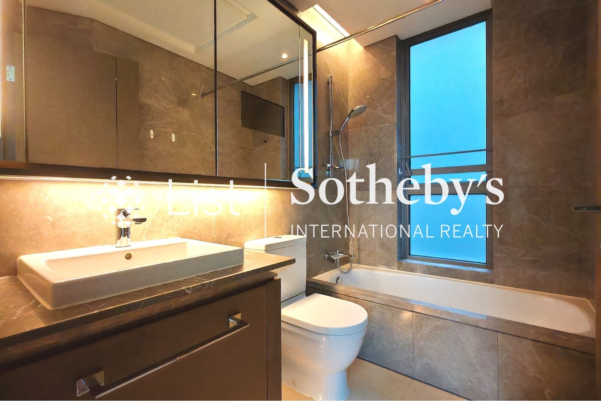 The Austin The Austin | Master Bathroom