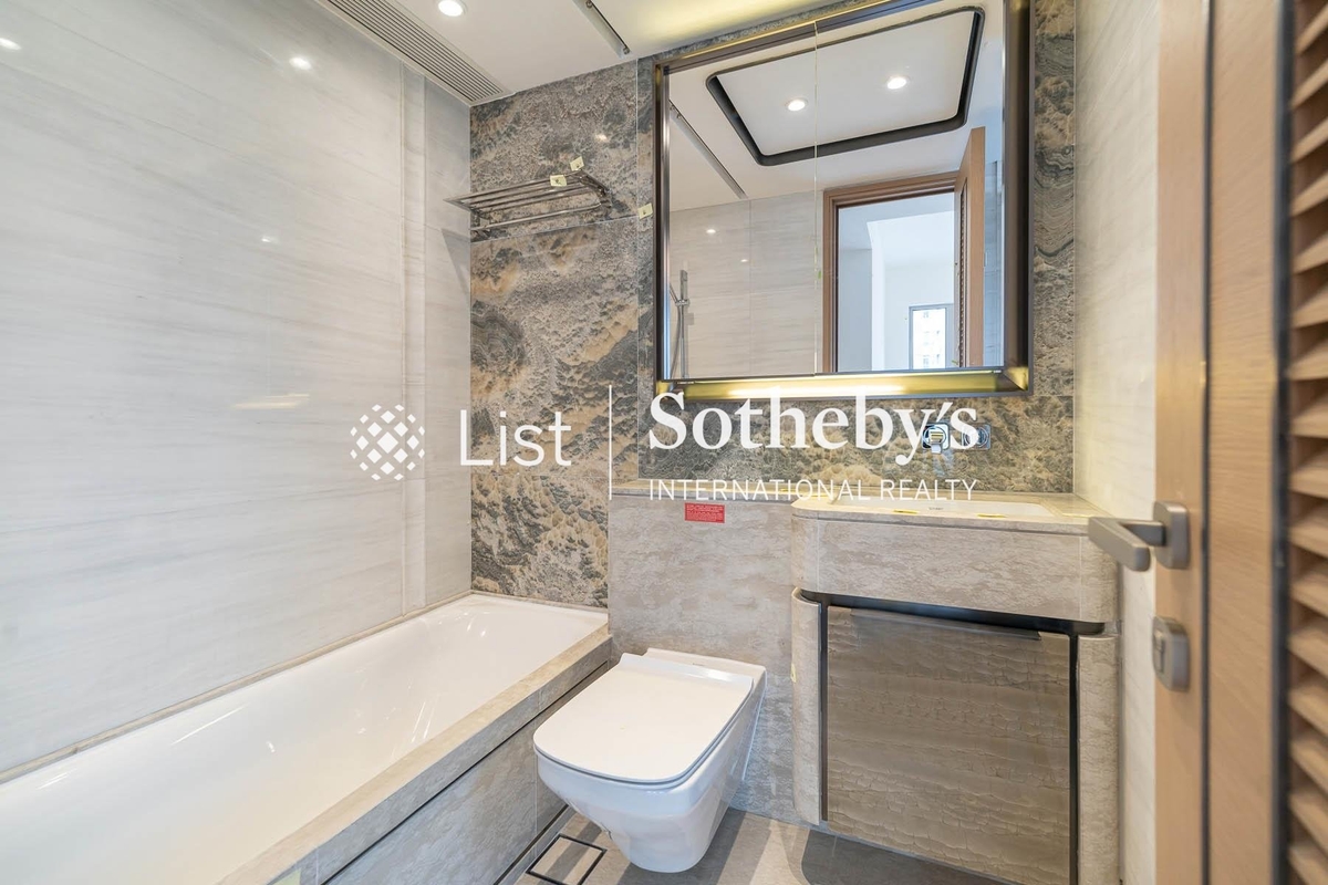 My Central My Central | Master Bathroom