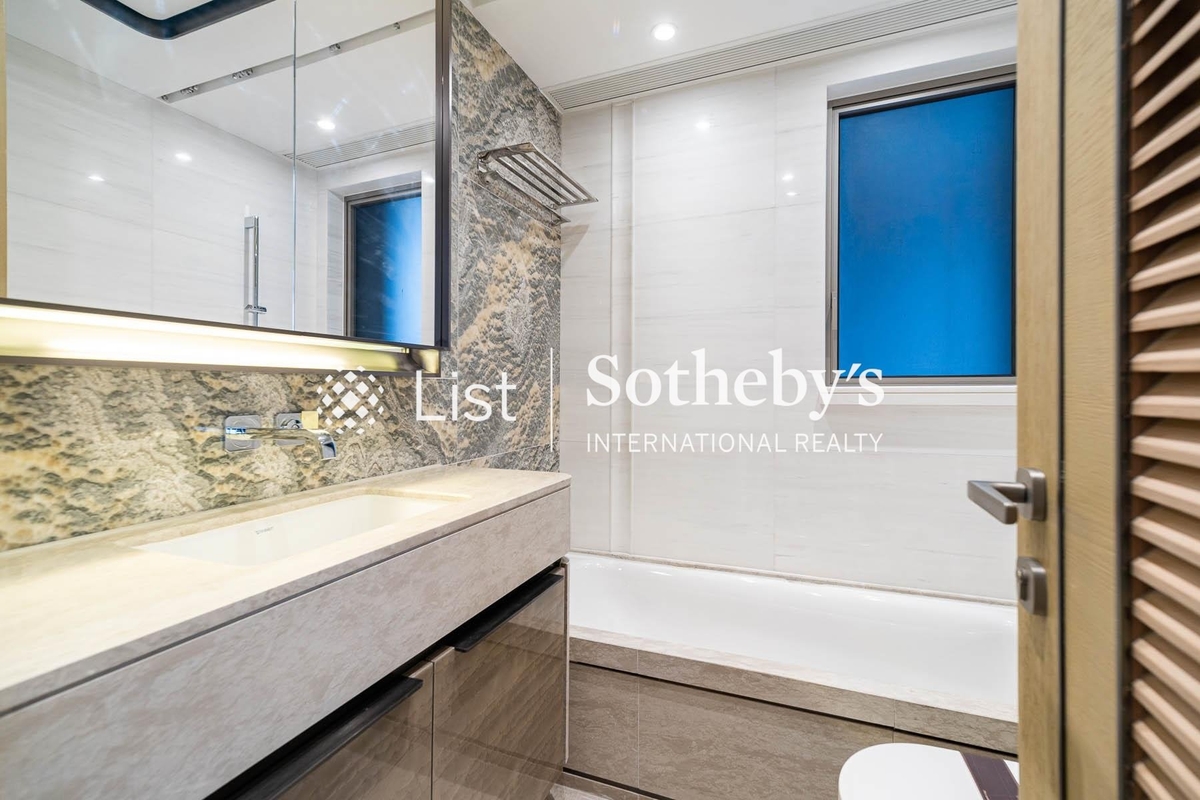 My Central My Central | Guest Bathroom