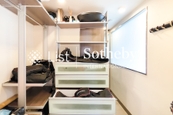 Discovery Bay Phase 15 Positano 愉景灣 15期 悅堤 | First Walk-in Closet in Master Bedroom 