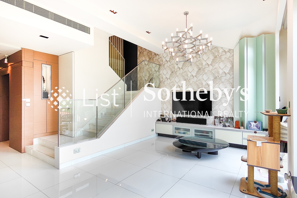 Discovery Bay Phase 15 Positano 愉景灣 15期 悅堤 | Living and Dining Room