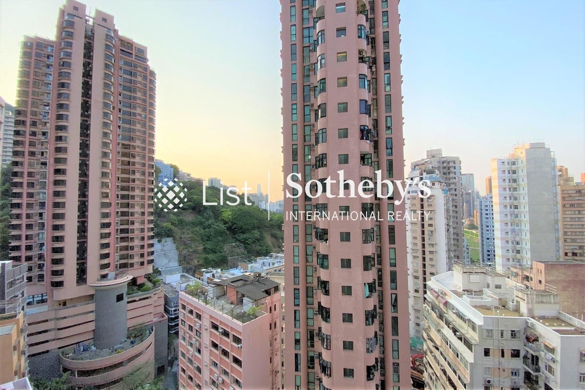 Silver Star Court 銀星閣 | View from Living and Dining Room