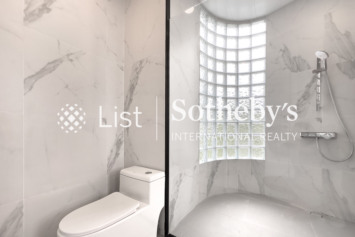 Banoo Villa 步雲軒 | Master Bathroom