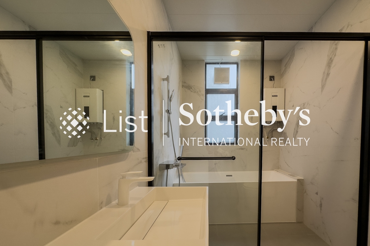 Banoo Villa 步雲軒 | Master Bathroom