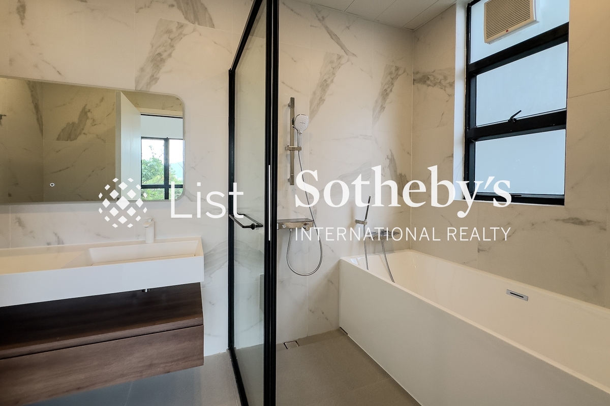 Banoo Villa 步雲軒 | Master Bathroom