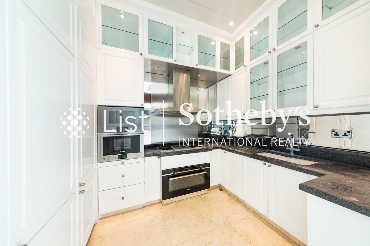 Three Bays Three Bays | Kitchen