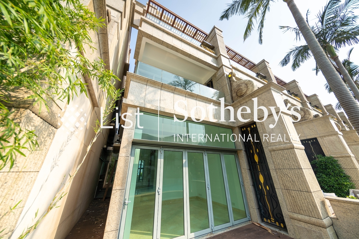 Three Bays Three Bays | Building Outlook