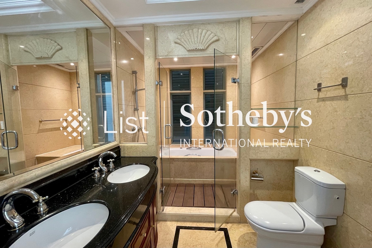 Three Bays Three Bays | Master Bathroom