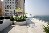 Tung Fat Building 同发大楼 | Private Roof Terrace