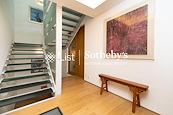 13-25 Ching Sau Lane 靜修里13-25號 | Internal Staircase