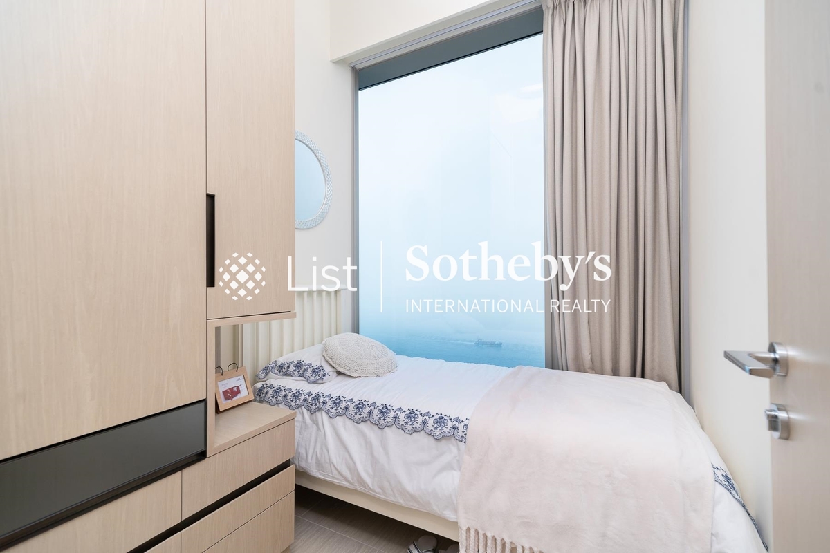 Townplace Kennedy Town Townplace Kennedy Town | Second Bedroom