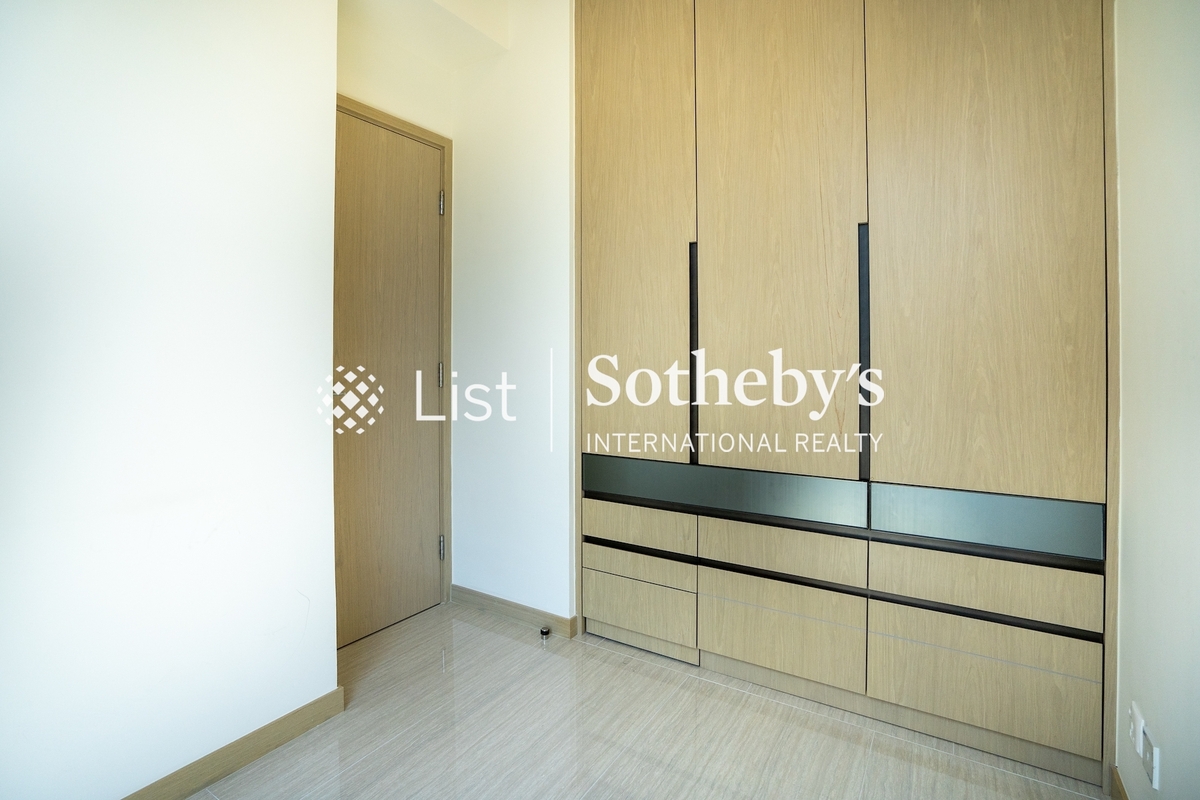 Townplace Kennedy Town Townplace Kennedy Town | Built-in Wardrobe in Master Bedroom 