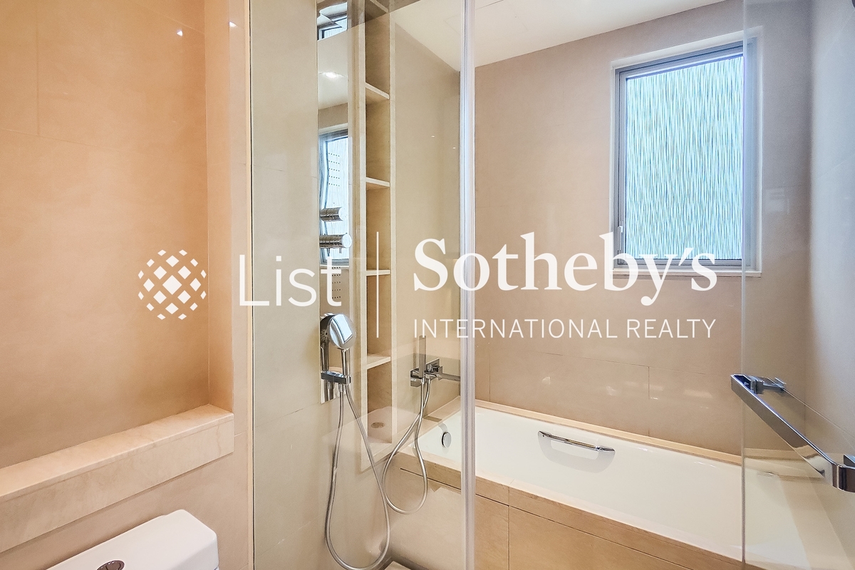 Townplace Kennedy Town Townplace Kennedy Town | Master Bathroom