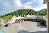 Colour By The River 御采河堤 | Private Roof Terrace