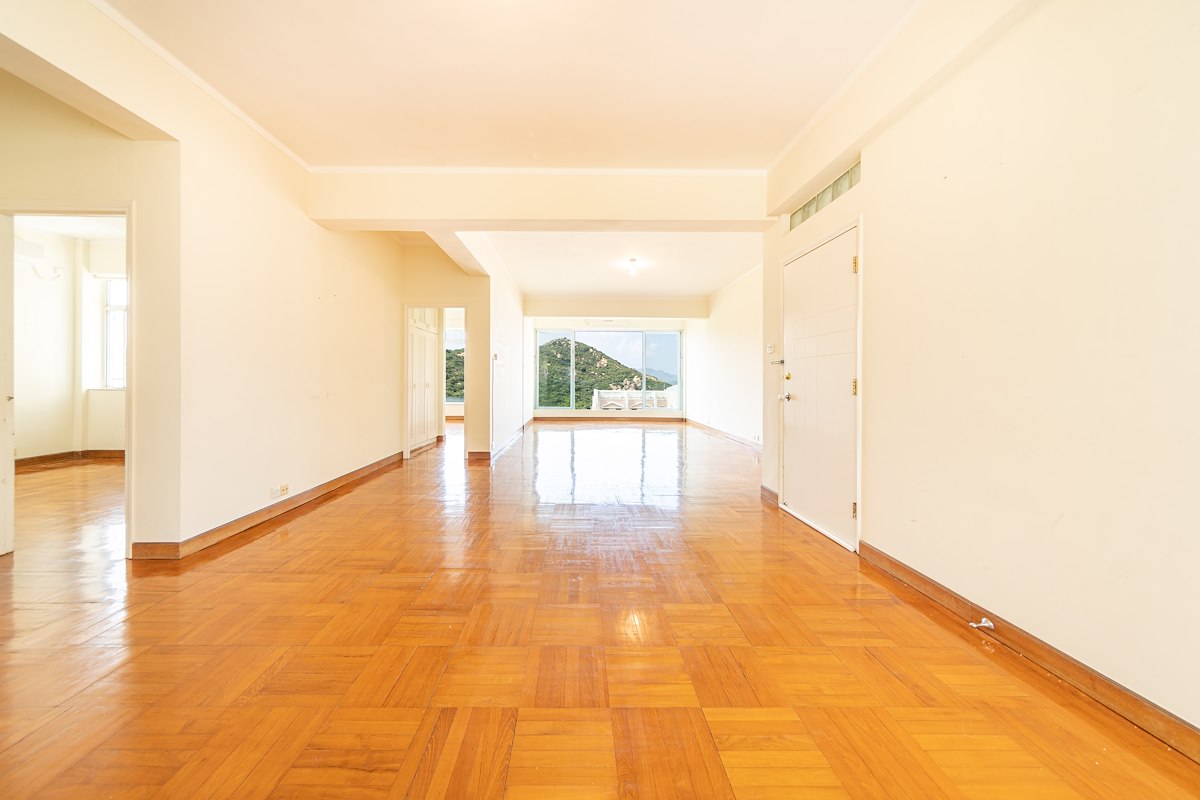 Nos. 8-14 Cape Road 环角道8-14号 | Living and Dining Room