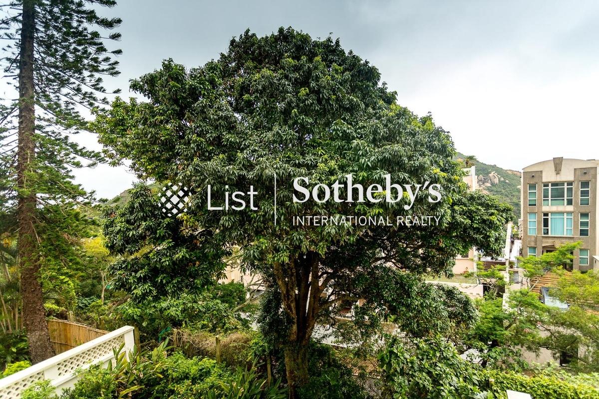 Nos. 8-14 Cape Road 環角道8-14號 | View from Living and Dining Room